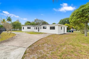 14950 Ne 2nd Ave Miami, FL 33161 - MLS#A11968216