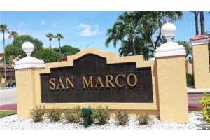 8810 Fontainebleau Blvd 110, Miami