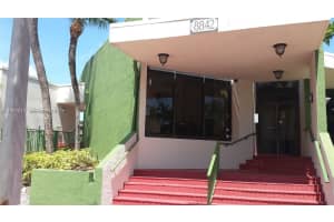 8810 Fontainebleau Blvd 110 Miami, FL 33172 - MLS#A11968217