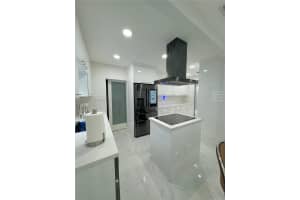 2121 Sw 61st Ave Miami, FL 33155 - MLS#A11968273