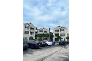 2881 N Oakland Forest Dr 208 Oakland Park, FL 33309 - MLS#A11968279