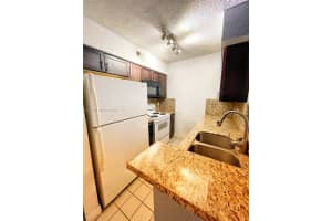 2881 N Oakland Forest Dr 208 Oakland Park, FL 33309 - MLS#A11968279