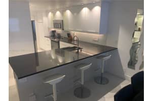 2326 S Cypress Bend Dr 221, Pompano Beach