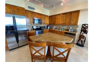 1755 E Hallandale Beach Blvd 2003e Hallandale Beach, FL 33009 - MLS#A11968283