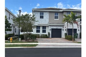 146 Sw 170th Ave 146 Pembroke Pines, FL 33027 - MLS#A11968285