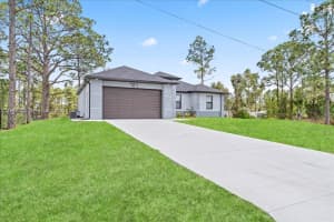 727 Drury Ave , Lehigh Acres, FL 33974 - MLS#A11968312