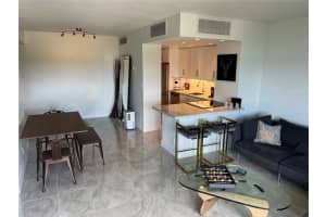 MLS# A11968319, Miami, Florida 33138