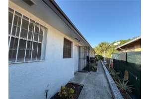 817 5th St 4 West Palm Beach, FL 33401 - MLS#A11968335