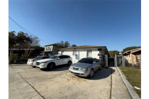 817 5th St 4 West Palm Beach, FL 33401 - MLS#A11968335