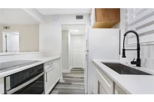 1235 Mariposa Ave 1 Coral Gables, FL 33146 - MLS#A11968338