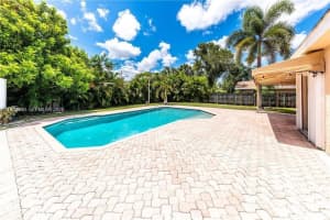 2271 Sw 30th Ter Fort Lauderdale, FL 33312 - MLS#A11968339