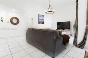 1595 Springside Dr Weston, FL 33326 - MLS#A11968350