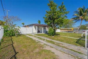 3505 Nw 83rd Ter Miami, FL 33147 - MLS#A11968360