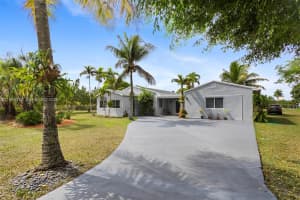 25900 Sw 182nd Ave Homestead, FL 33031 - MLS#A11968370