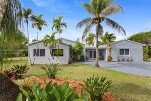 25900 Sw 182nd Ave Homestead, FL 33031 - MLS#A11968370