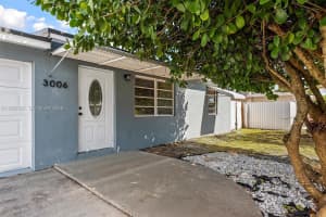 3006 Giuliano Ave Lake Worth, FL 33461 - MLS#A11968387