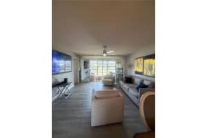 9201 Sunrise Lakes Blvd 302 Sunrise, FL 33322 - MLS#A11968403