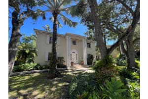 3917 Segovia St 3917 Coral Gables, FL 33134 - MLS#A11968412