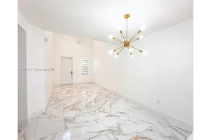 10728 Nw 76th Ln 10728 Doral, FL 33178 - MLS#A11968447