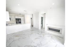 10728 Nw 76th Ln 10728 Doral, FL 33178 - MLS#A11968447