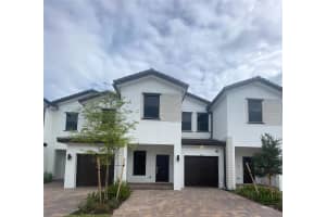 247 Sw 159th Pl Pembroke Pines, FL 33027 - MLS#A11968491