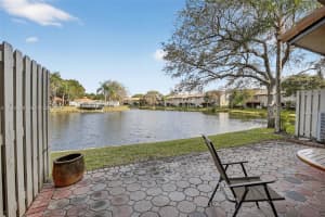 9080 Vineyard Lake Dr, Plantation, FL 33324, - MLS#A11968508