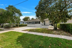 130 Ne 169 Ter North Miami Beach, FL 33162 - MLS#A11968514