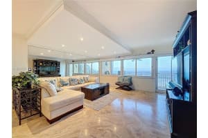 328 N Ocean Blvd 1005 Pompano Beach, FL 33062 - MLS#A11968555