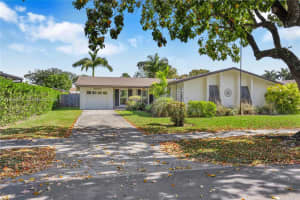 18525 Sw 90th Ct Cutler Bay, FL 33157 - MLS#A11968574