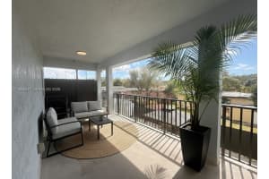 1720 Nw 110th Ter B Miami, FL 33167 - MLS#A11968577