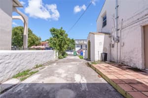 528 Sw 21st Ave Miami, FL 33135 - MLS#A11968580