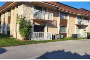 5425 Sw 77th Ct 102d Miami, FL 33155 - MLS#A11968608