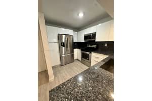 4640 Nw 102nd Ave 104-16 Doral, FL 33178 - MLS#A11968631