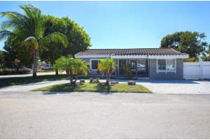 2450 Ne 18th St Pompano Beach, FL 33062 - MLS#A11968662