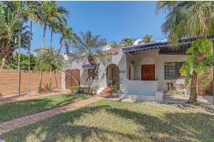 3233 Crystal Ct Miami, FL 33133 - MLS#A11968690