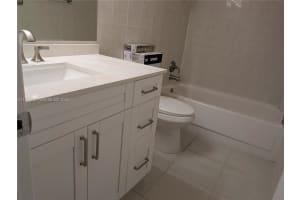 9621 Sw 77th Ave 202b Miami, FL 33156 - MLS#A11968710