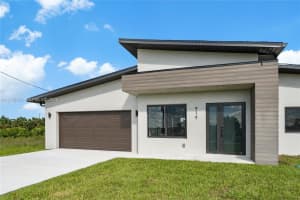 919 Columbus Blvd S Lehigh Acres, FL 33974 - Off Market