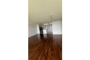 2811 N Oakland Forest Dr 104 Oakland Park, FL 33309 - MLS#A11968725