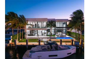 3367 Ne 168th St __ North Miami Beach, FL 33160 - Off Market