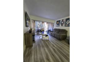 506 NW 87th Ave APT 201, Miami, FL 33172, - MLS#A11968752