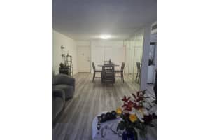 506 NW 87th Ave APT 201, Miami, FL 33172, - MLS#A11968752
