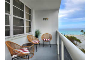 3725 Ocean Drive, Hollywood, FL 33019 - MLS#A11968788