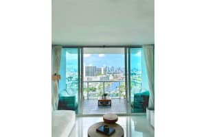 1861 S River Dr , Miami, FL 33125 - MLS#A11968802