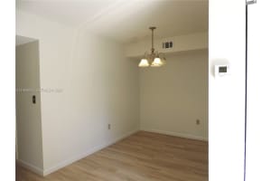 566 Nw 114th Ave 204 Sweetwater, FL 33172 - MLS#A11968825