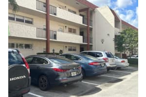 8960 S Hollybrook Blvd 109, Pembroke Pines