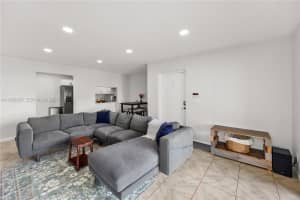 13870 Oneida Dr H1 Delray Beach, FL 33446 - MLS#A11968837