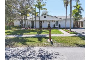 9000 Sw 184th Ter Cutler Bay, FL 33157 - MLS#A11968900