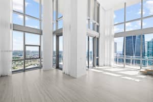 851 Ne 1st Ave 5001, Miami