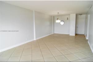 1455 N Treasure Dr Ph A North Bay Village, FL 33141 - MLS#A11968918