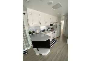 325 Calusa St 454 Key Largo, FL 33037 - MLS#A11968943